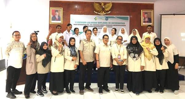Yudisium Mahasiswa Tahap Akhir Diploma III Kesehatan  (Prodi Keperawatan Tual, Jurusan Gizi, Jurusan Kebidanan Ambon, dan Teknik Laboratorium Medik) Poltekkes Kemenkes Maluku Tahun Akademik 2022/2023