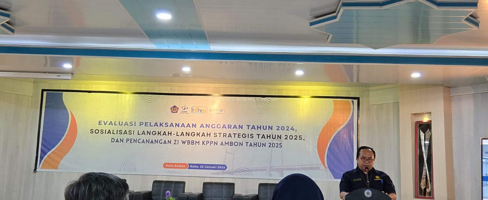 DIREKTUR POLTEKKES KEMENKES MALUKU HADIRI EVALUASI ANGGARAN TAHUN 2024 